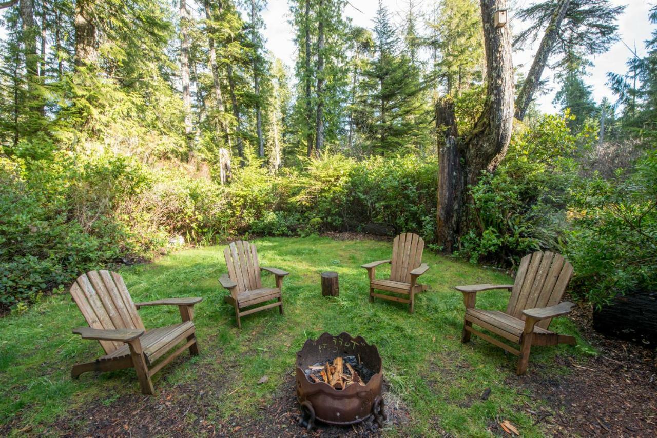 Chesterman Hideaway Hotel Tofino Exterior foto